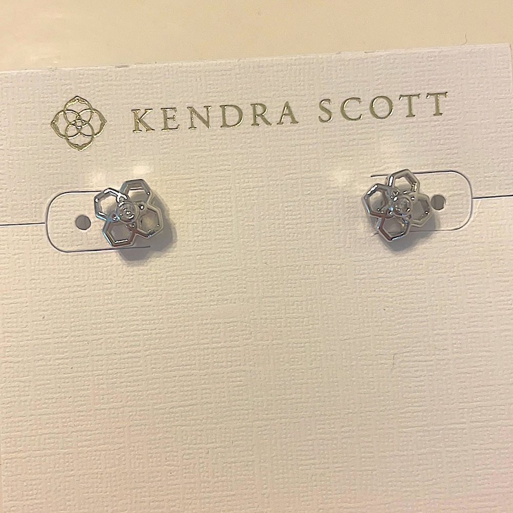 Kendra Scott Silver Stud Earrings- Never worn